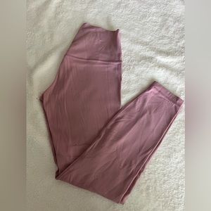 LULULEMON ALIGN DUSTY PINK COLOR 25” size 6